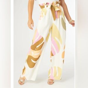 NWT Coco + Carmen Lyla Printed Flowy Pant With Tie Waist